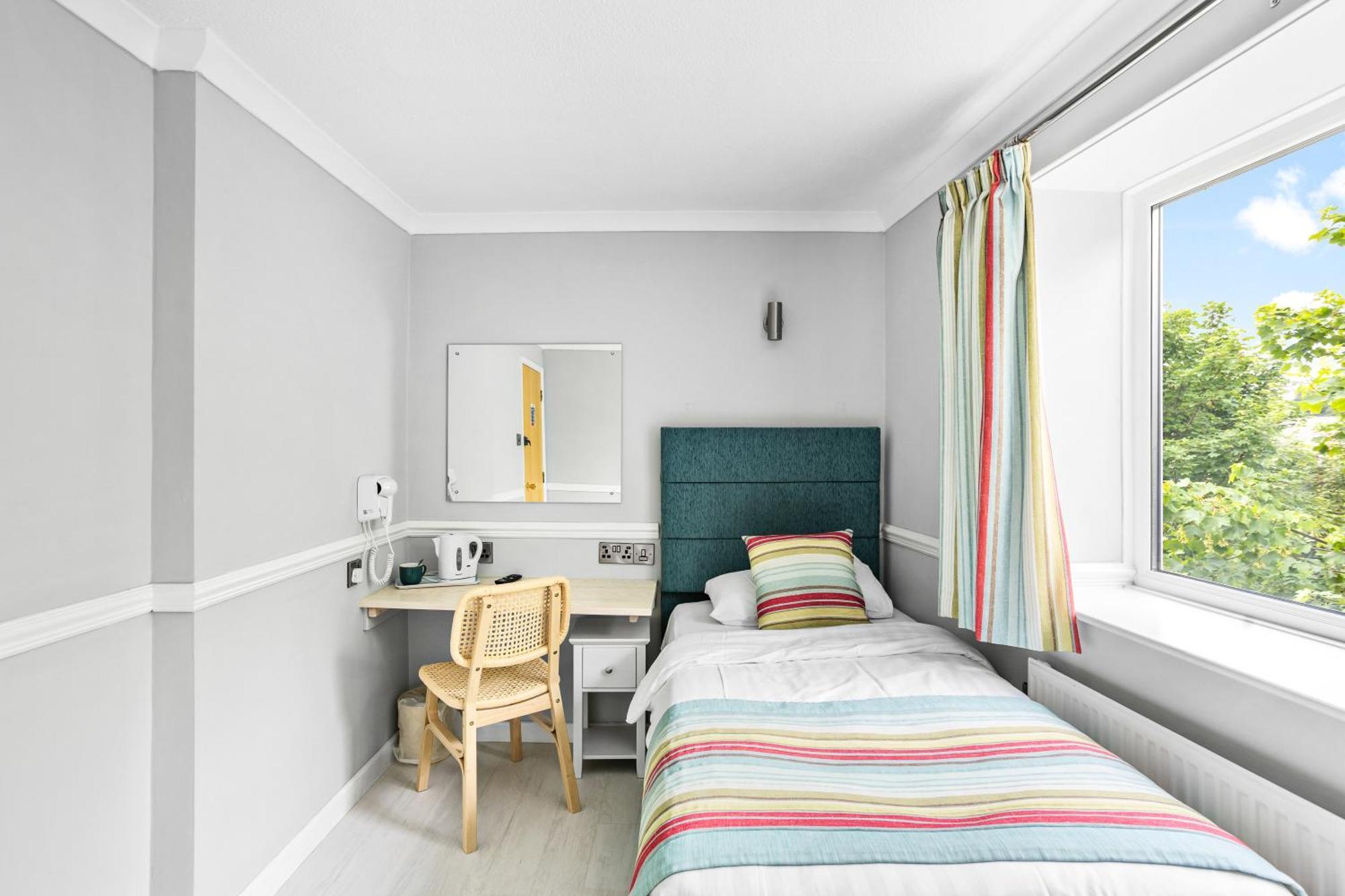 Waters Edge Hotel Torquay Extérieur photo